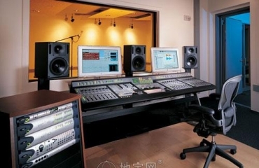 創意內容制作的基石 錄音、音樂制作、MIDI、配音、配樂與攝影服務